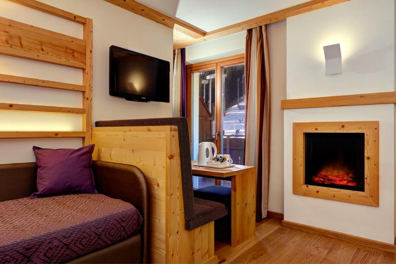 Boutique Hotel Diana Madonna di Campiglio Luaran gambar