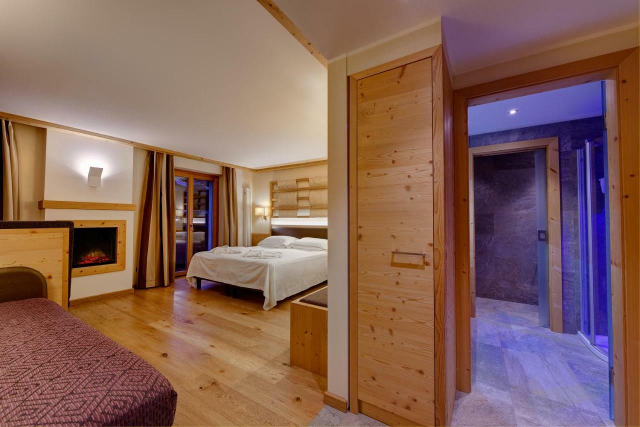 Boutique Hotel Diana Madonna di Campiglio Luaran gambar