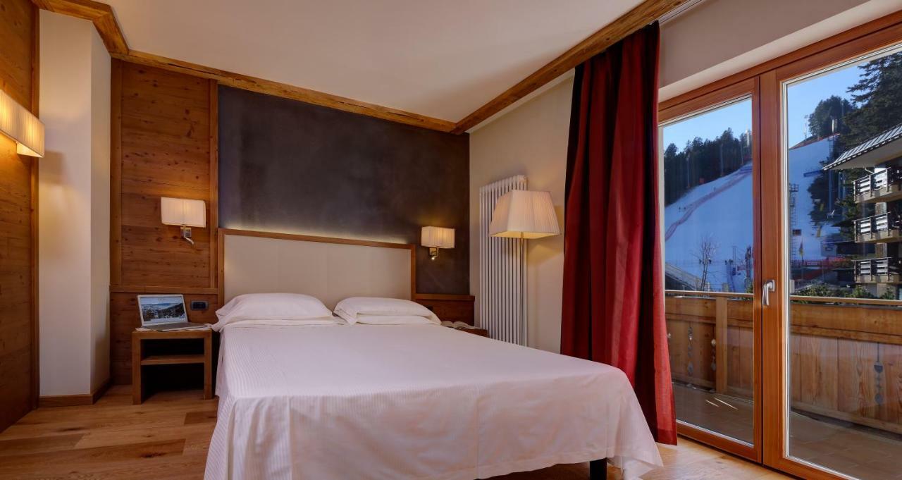 Boutique Hotel Diana Madonna di Campiglio Luaran gambar