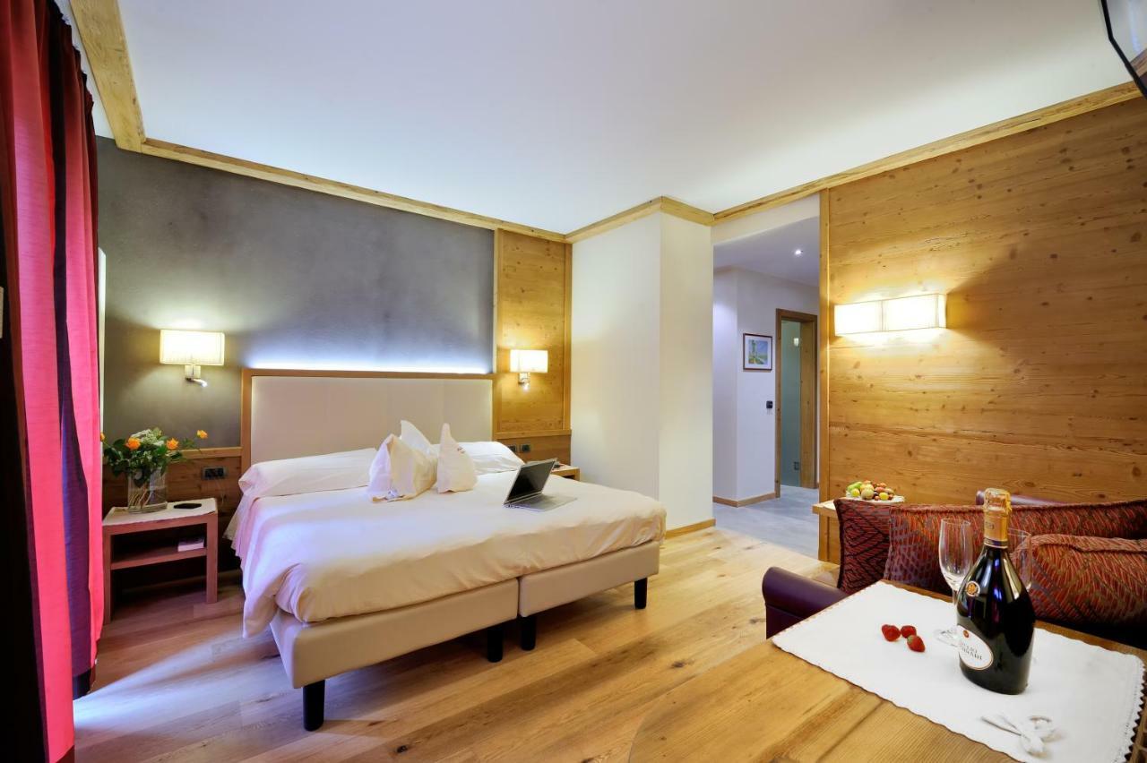 Boutique Hotel Diana Madonna di Campiglio Luaran gambar