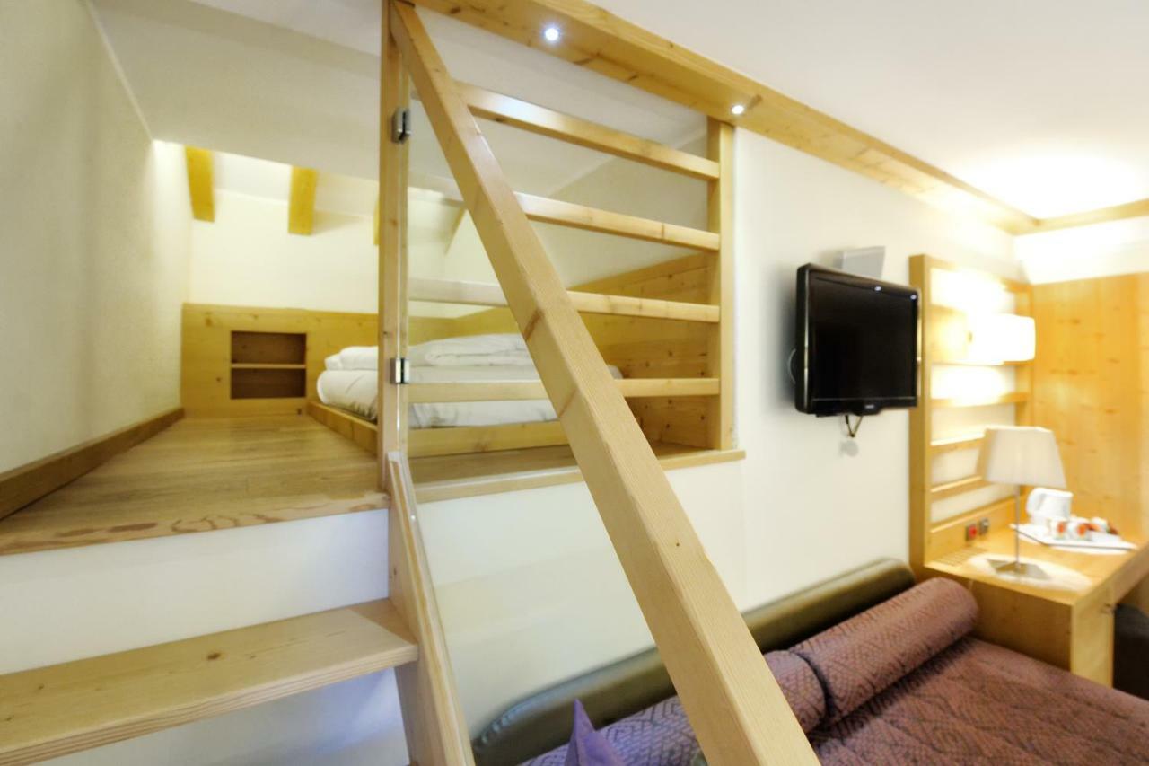 Boutique Hotel Diana Madonna di Campiglio Luaran gambar