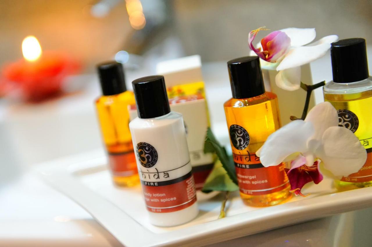 Boutique Hotel Diana Madonna di Campiglio Luaran gambar