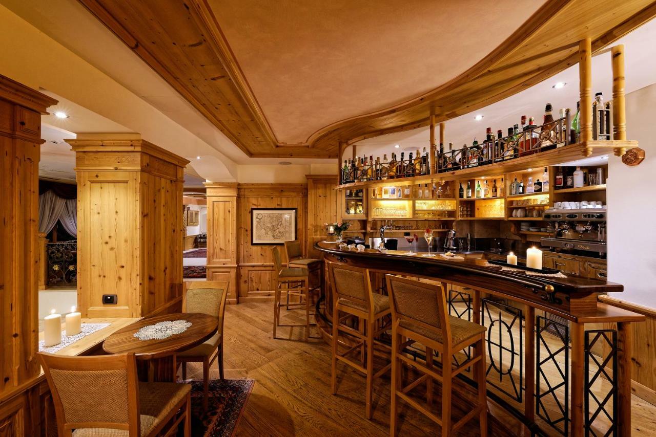 Boutique Hotel Diana Madonna di Campiglio Luaran gambar