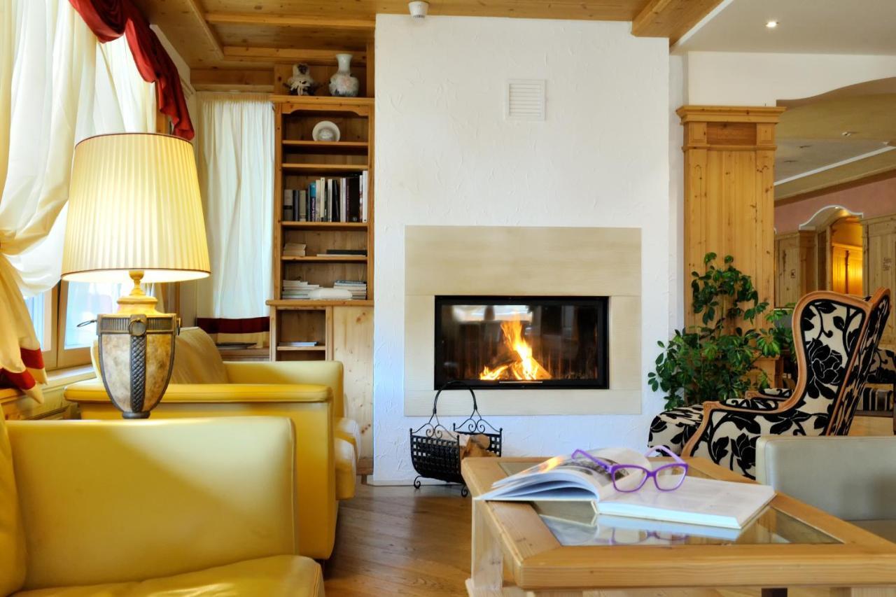 Boutique Hotel Diana Madonna di Campiglio Luaran gambar