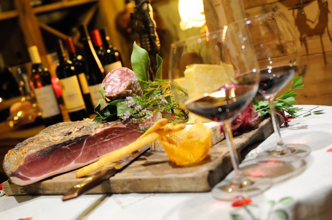 Boutique Hotel Diana Madonna di Campiglio Luaran gambar
